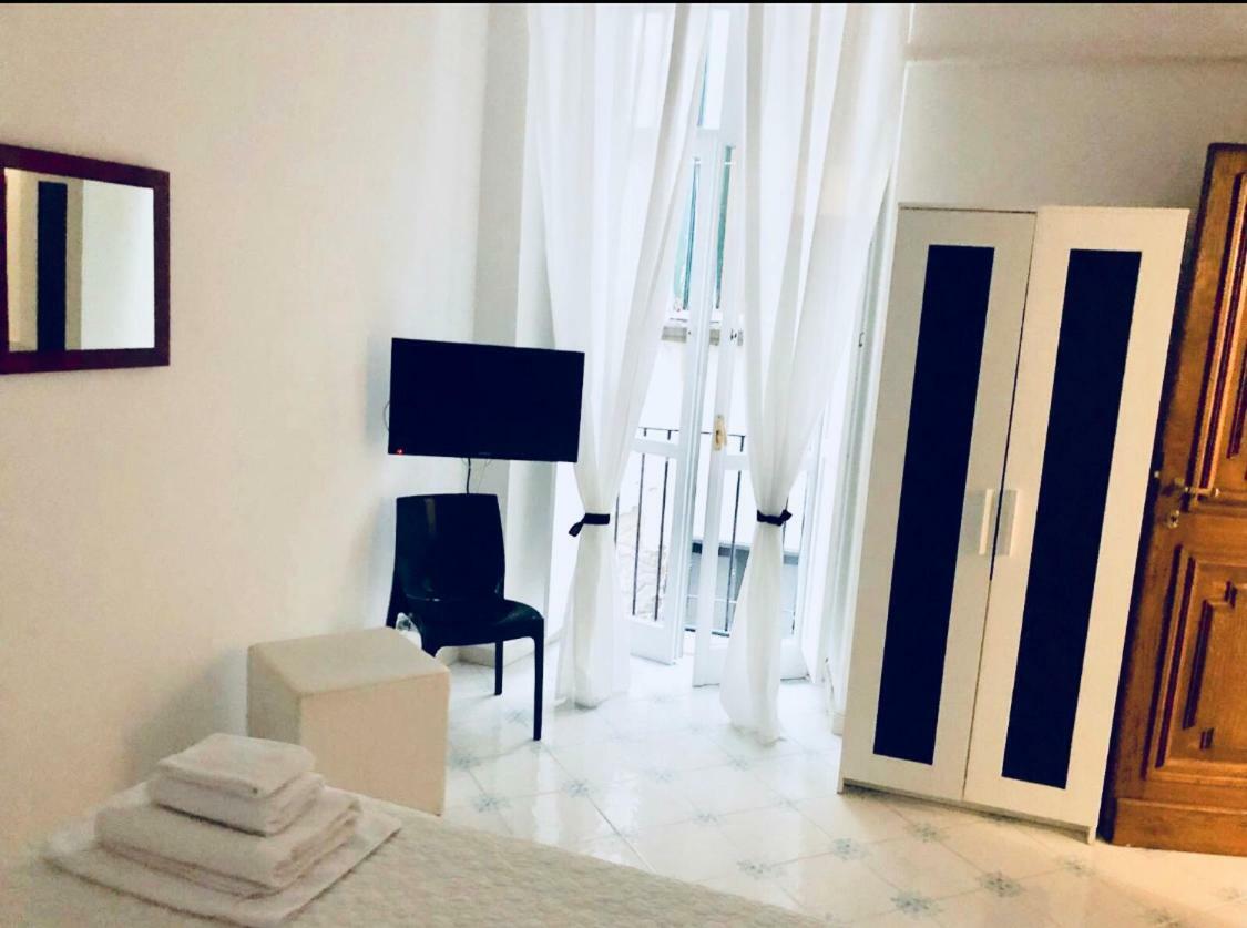 Dimora Dei Mercanti Salerno Exteriör bild